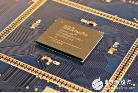 世界最大的FPGA芯片搭载433亿个晶体管 拥有1020万个逻辑元件  